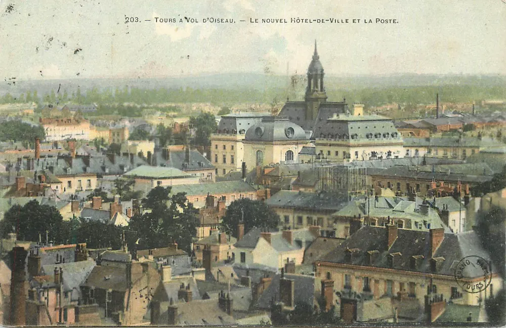 Tours à Vol d'Oiseau — Das neue Rathaus und die Post - Vorderseite