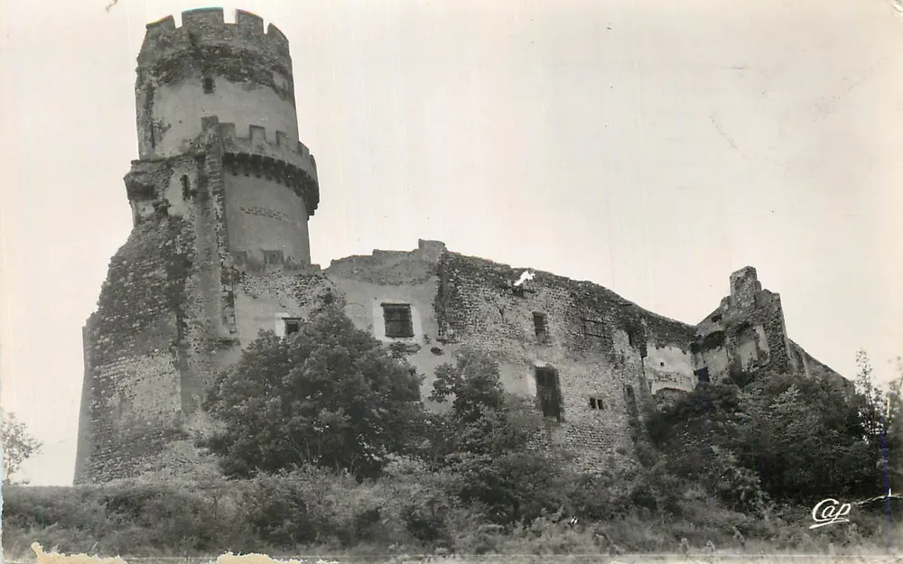ला रोच के किला — अवशेष — कैप - आगे