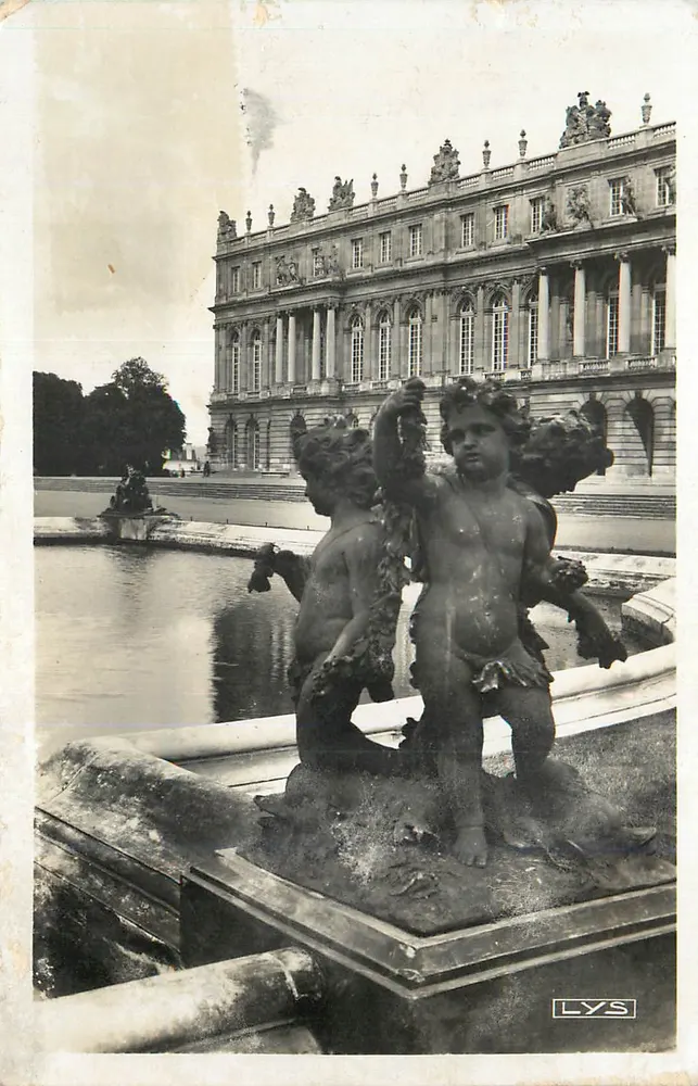 Fontaine des Chevaux — Versailles — éditée par LYS - Recto