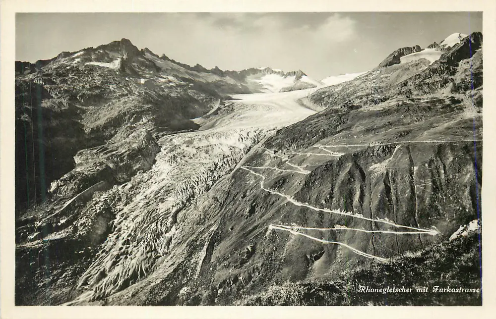 Glaciar do Rhône com a Furkastrasse — Suíça - Frente