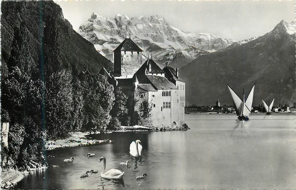 Castelo de Chillon — lago Léman — vista panorâmica — editor não visível - Frente