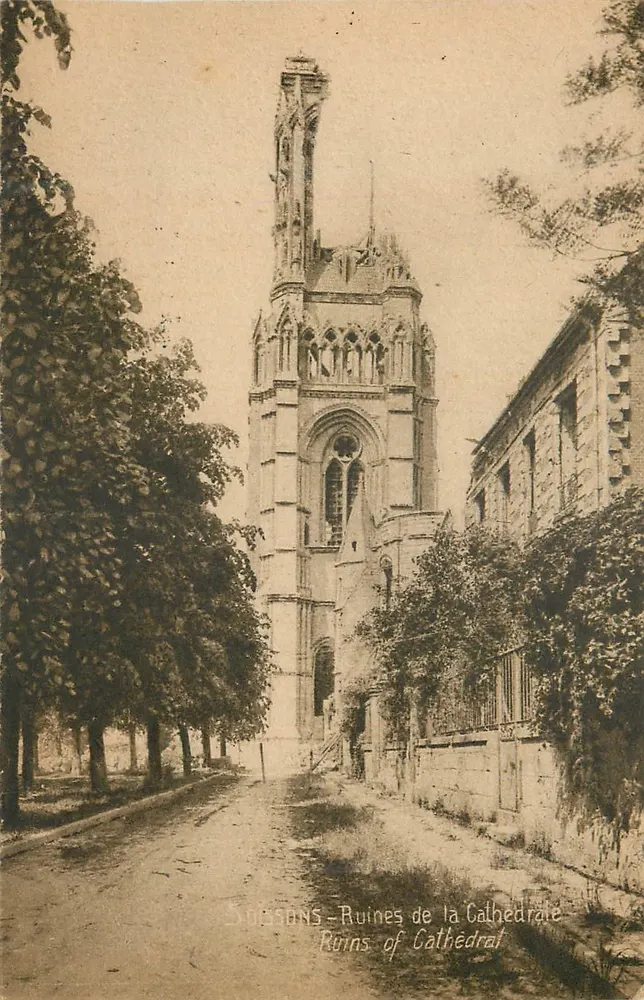 Soissons — Ruínas da Catedral — editor não identificado, número de série não visível - Frente