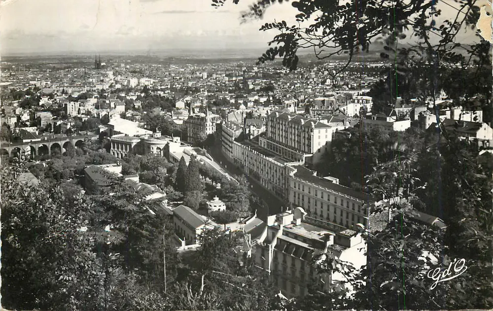 Vue panoramique de Grenoble — éditeur Gd'O - Recto