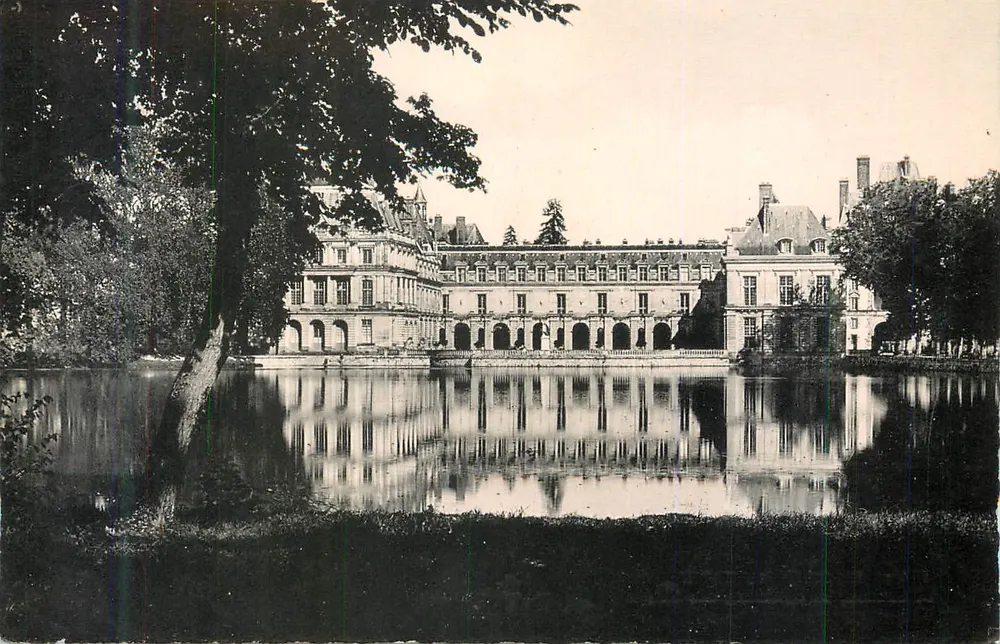 Château de Fontainebleau — Blick auf den Park und den See — Verleger unbekannt - Vorderseite