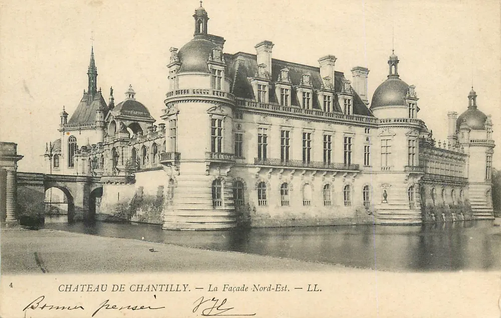 Castelo de Chantilly — Fachaça Nordeste — LL. - Frente
