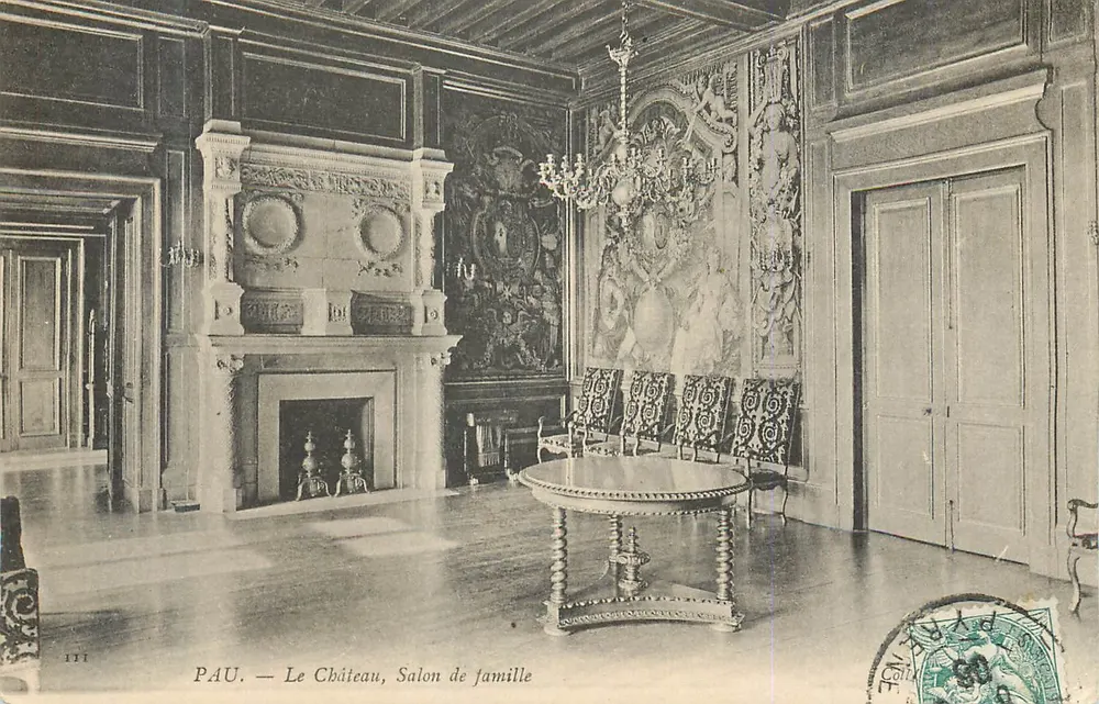 Pau — Le Château, Salon de famille — Éditeur P. Py - Recto