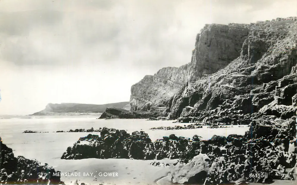 Mewslade Bay, Gower — vista da baia e das falésias — editor desconhecido, número de série 86150 - Frente