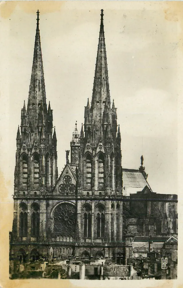 Catedral de Nossa Senhora de Estrasburgo — visão geral — editor CPBP, número de série 142 - Frente