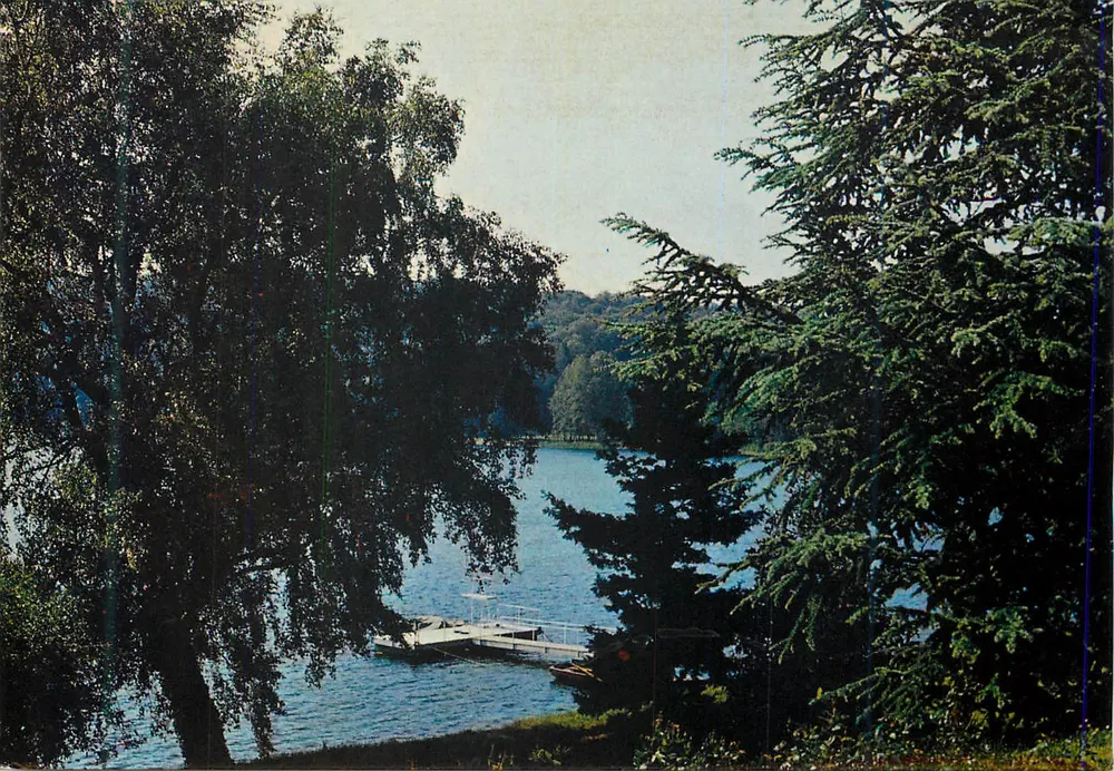 Lac de la Bresse — Ansicht des Sees mit Steg — Verlag nicht sichtbar - Vorderseite