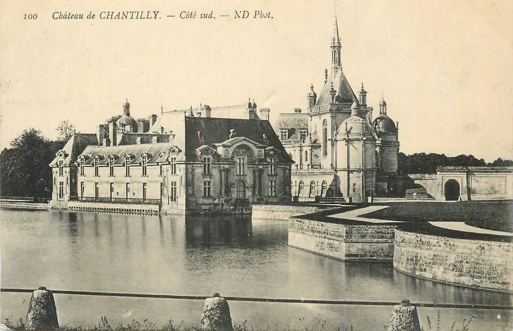 Castelo de CHANTILLY — Lado sul — ND Fot. - Frente