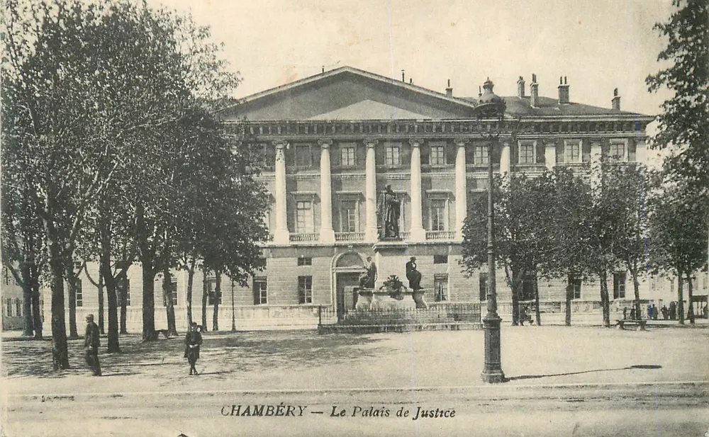 Chambéry — O Palácio de Justiça — editor Lacomme - Frente