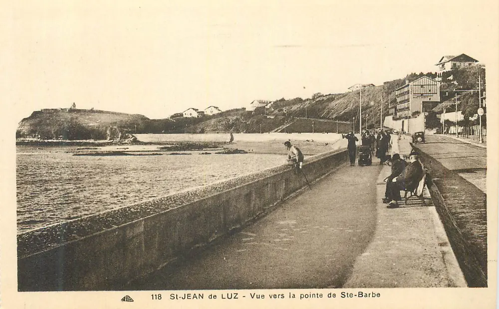 St-Jean de Luz — Vue vers la pointe de Ste-Barbe — éditeur Alfa, n° 118 - Frente