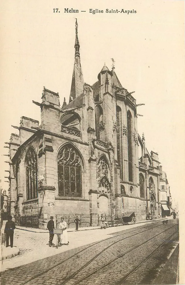 Melun — Igreja de São Aspais — vista externa - Frente