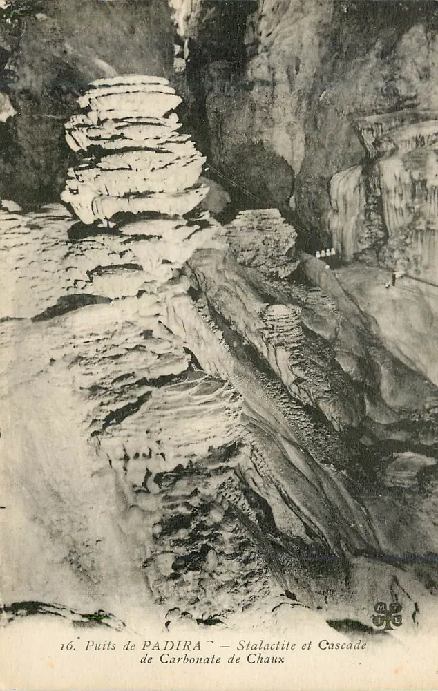 Puits de PADIRA — Stalactite et Cascade de Carbonate de Chaux - Recto