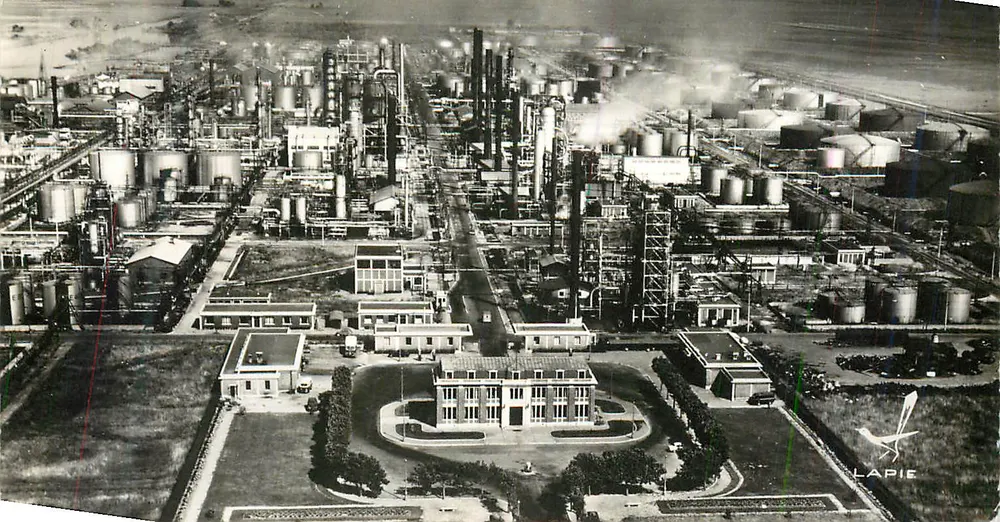 Chemieanlage — Luftbild — Lapie - Vorderseite