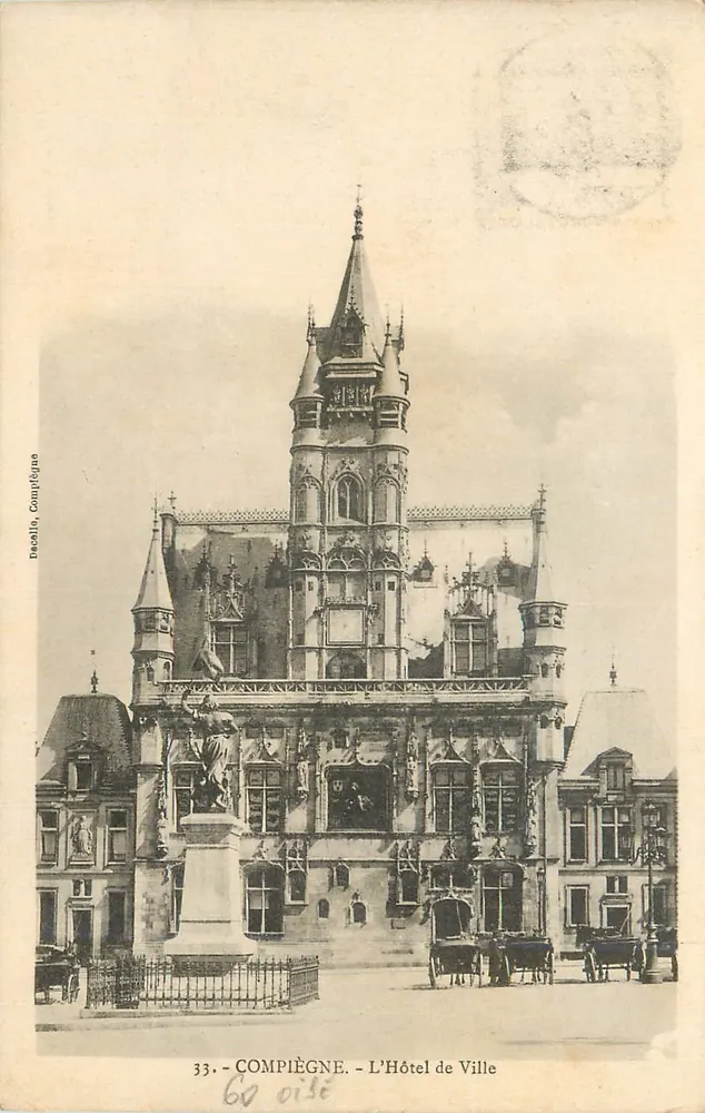 Compiègne - O Hotel de Ville — editor Decaill, n°33 - Frente
