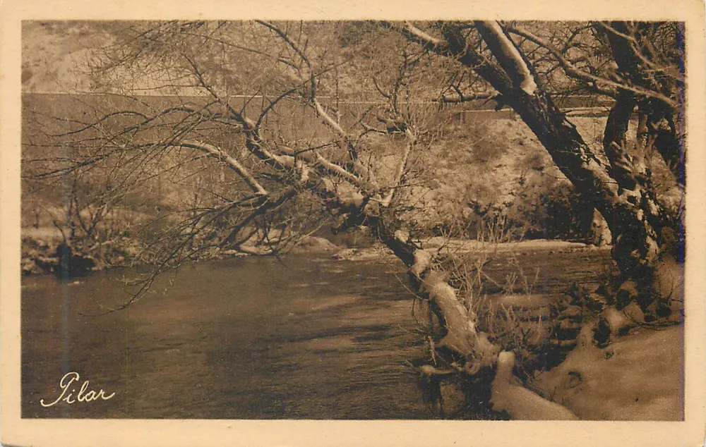 Pilar — winterliches Landschaftsbild mit Fluss und schneebedeckten Bäumen — Verlag nicht sichtbar - Vorderseite