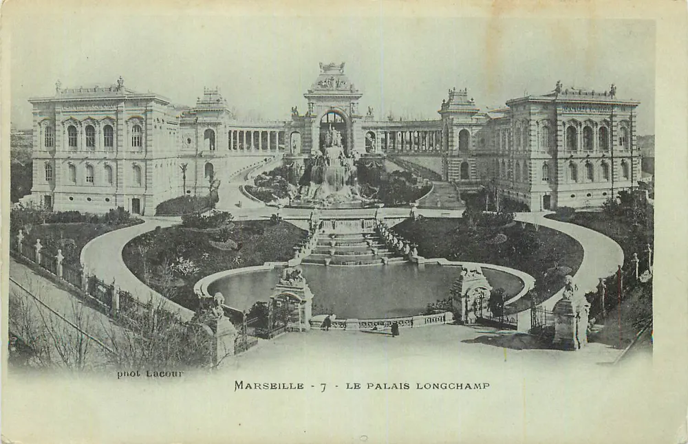 Marselha - O Palácio Longchamp — fot. Lacour - Frente