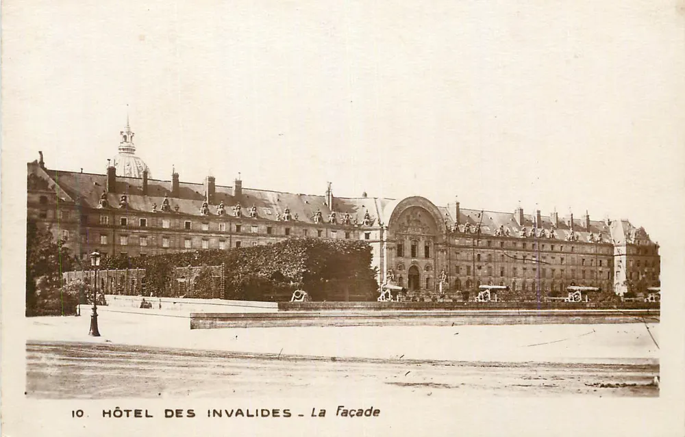 Hôtel des Invalides — A Fachada - Frente