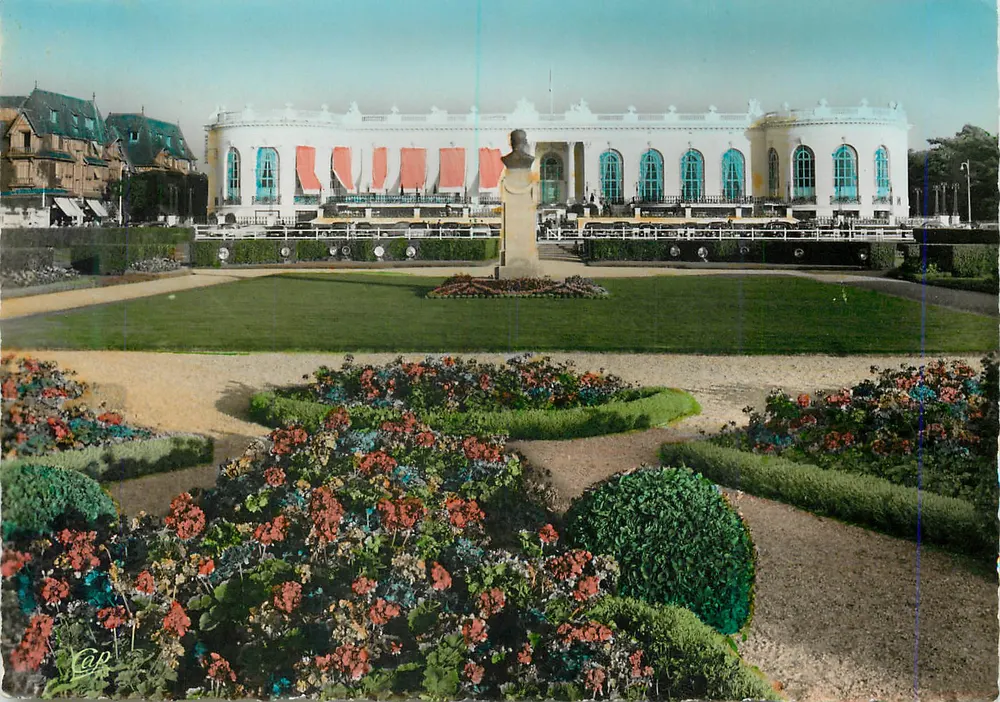 Garten des Schlosses Chantilly — Ansicht des Hauptgebäudes — Verlag Cap - Vorderseite