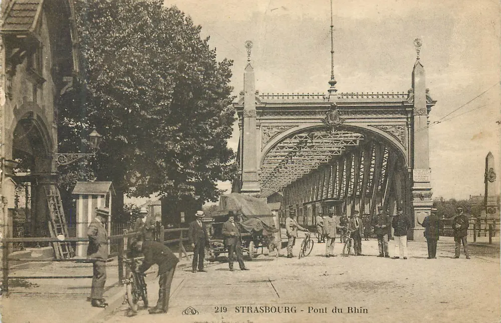 Strasbourg — Pont du Rhin — éditeur TIKR, n° 219 - Recto