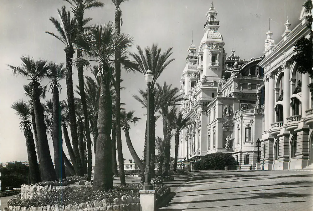 Hôtel de Ville de Monaco — vue panoramique — éditeur inconnu - Recto