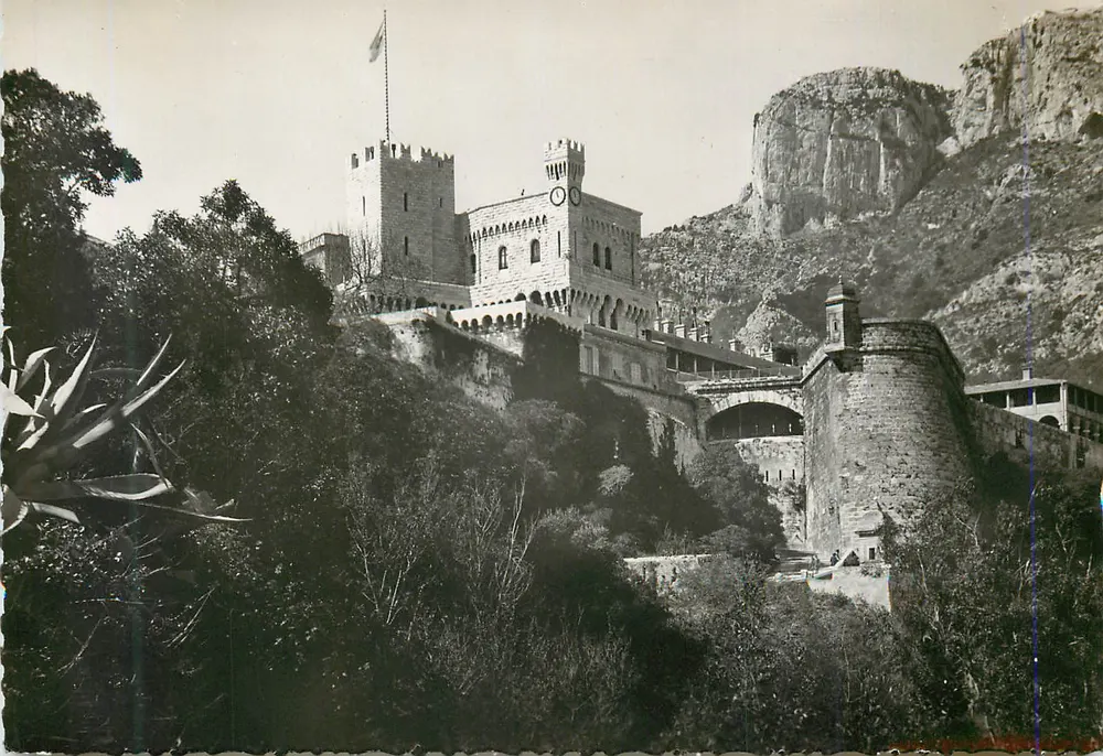 Château de Monaco — vue panoramique — éditeur inconnu - Recto