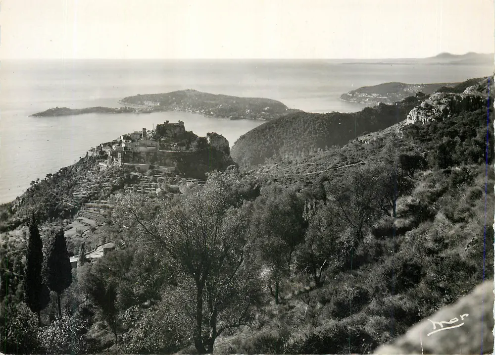 Vista panorâmica da ilha de Porquerolles — editor desconhecido, número de série não visível - Frente