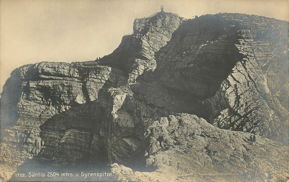 Säntis 2504 mtrs. v. Gyrenspitze — vista panorâmica do cume rochoso — editor desconhecido, n° de série 1722 - Frente