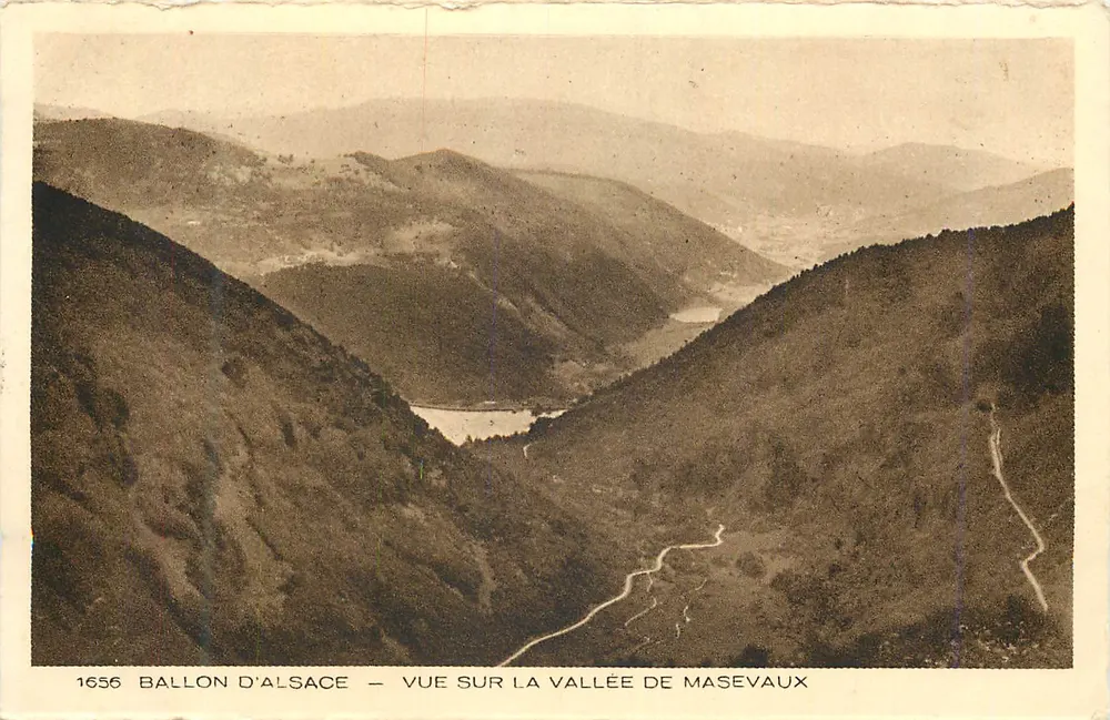 Ballon d'Alsace — Vue sur la vallée de Masevaux — n° 1656 - Recto