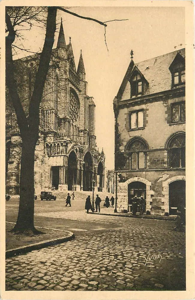 Katedra Notre-Dame w Metz — widok fasady — wydawca Von, n° 309 - Awers