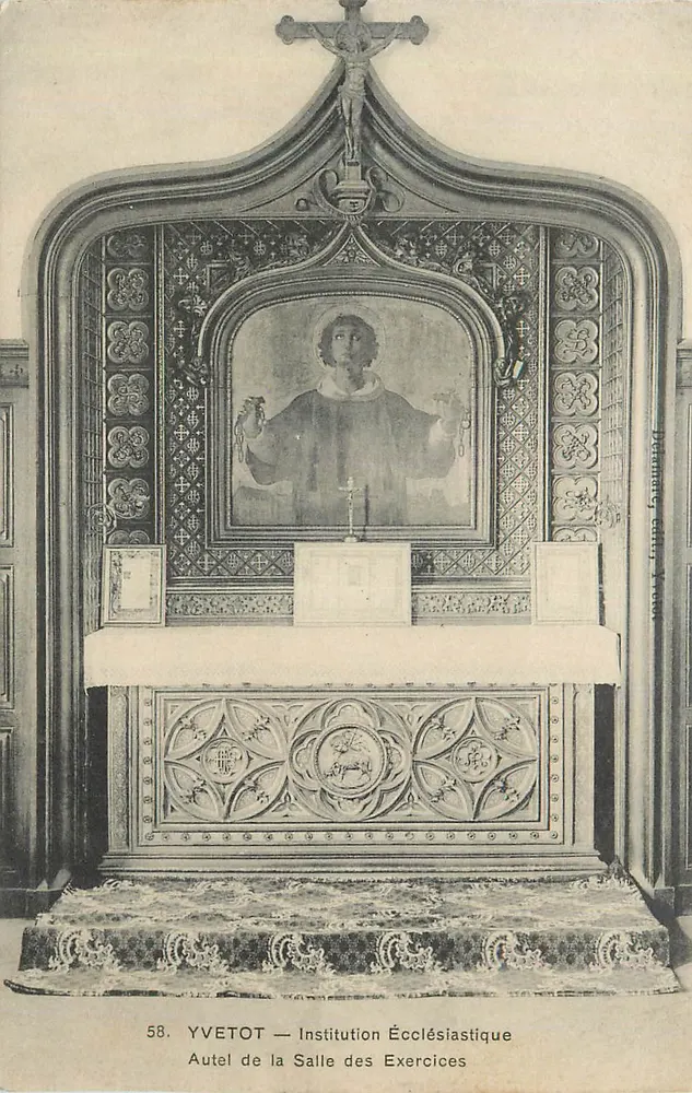 Yvetot — Ecclesiastical Institution — Altar of the Exercise Hall - Vorderseite