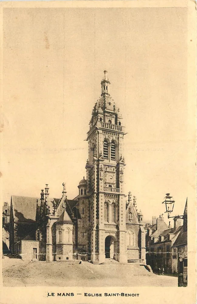 Le Mans — Igreja de São Benedito - Frente
