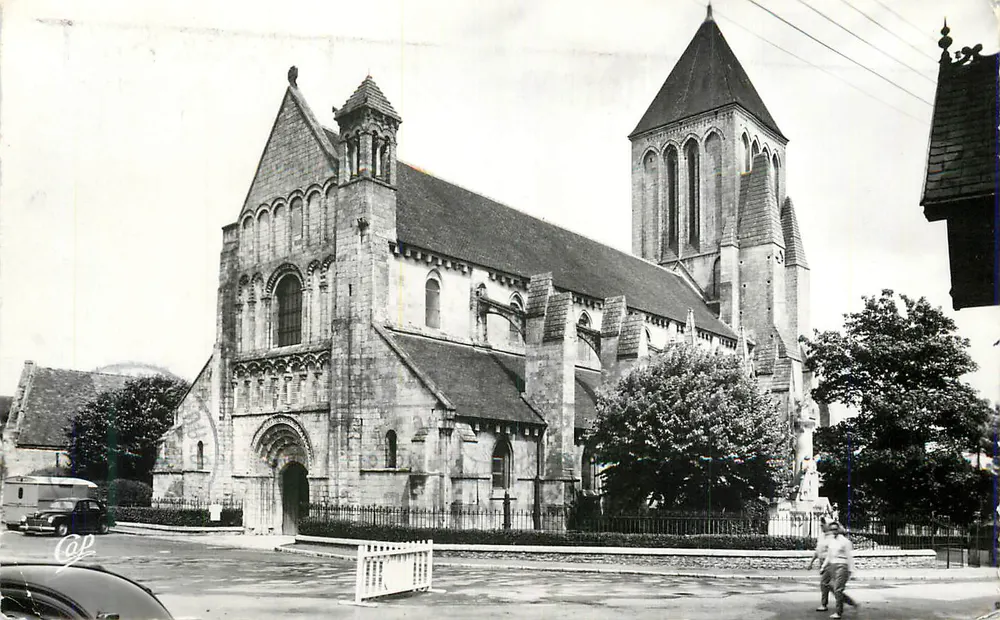 Kerk van Sint-Pieter van Vétheuil — Cap — n° 103 - Voorkant