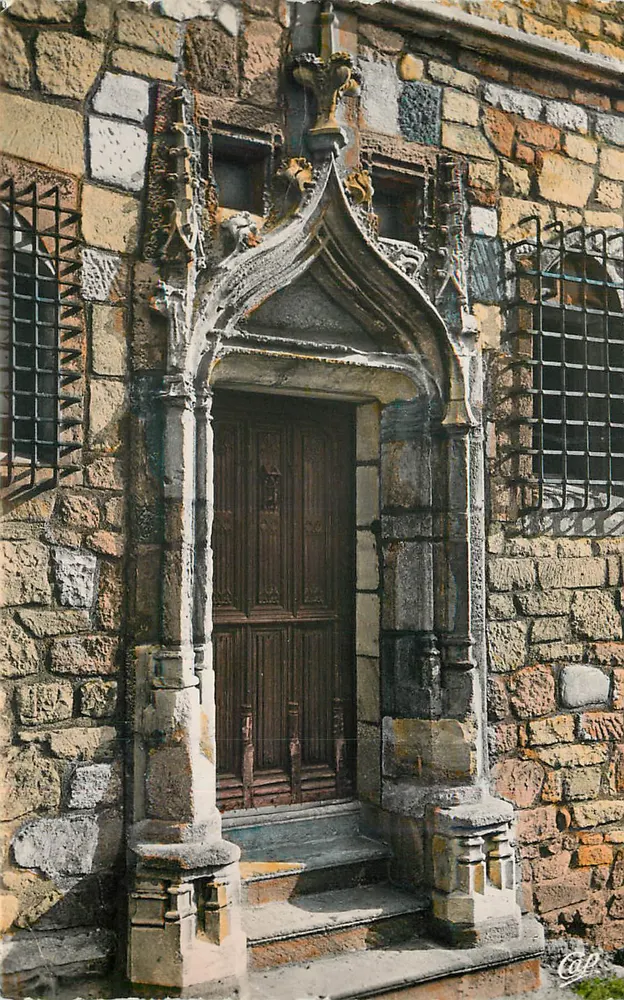 Portal gótico — editor C.G. — número de série 107 - Frente