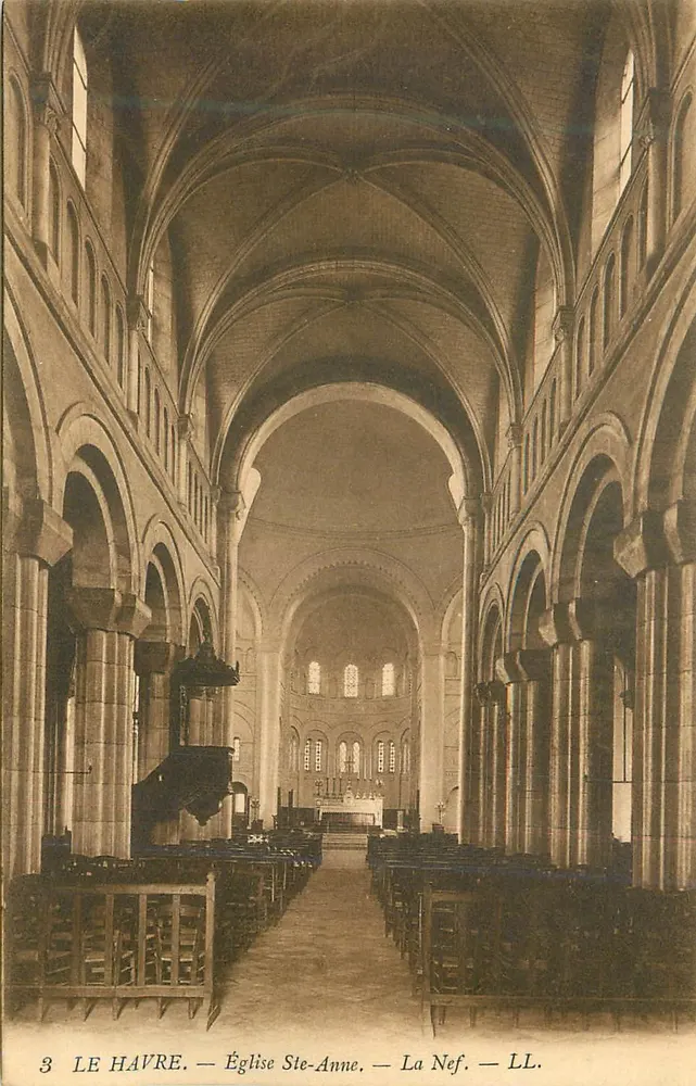 Le Havre — Église Ste-Anne — La Nef — LL. - Recto