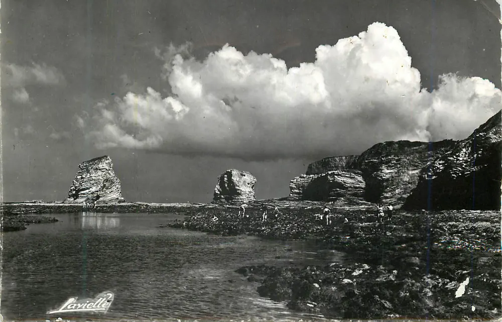 Les Roches de la Pointe de la Vierge — Lavielle - Recto