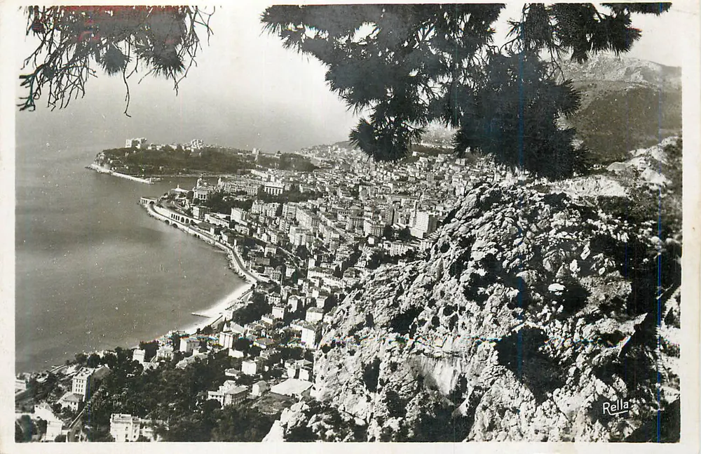 Vue panoramique de la côte — Rella - Recto