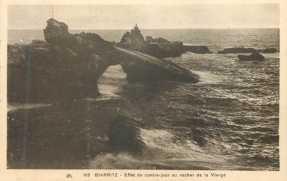 Biarritz — Lichtwirkung am Felsen der Jungfrau - Vorderseite
