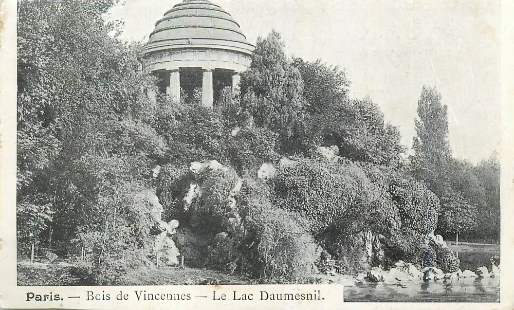 Paris — Bois de Vincennes — Lago Daumesnil — Domo do Lago Daumesnil - Frente