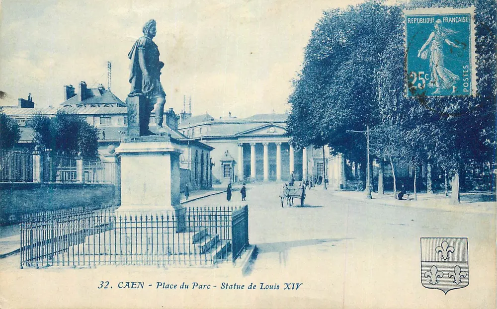 CAEN - Plaza del Parque - Estatua de Luis XIV - Anverso