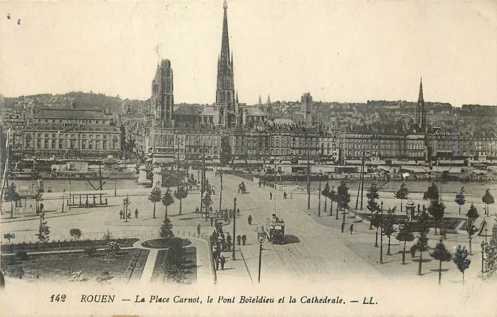 Rouen — La Place Carnot, der Pont Boieldieu und die Kathedrale — LL. - Vorderseite