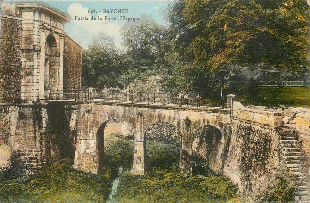 Bayonne — Fossés de la Porte d'Espagne — unbekannter Verlag, Seriennummer 698 - Vorderseite