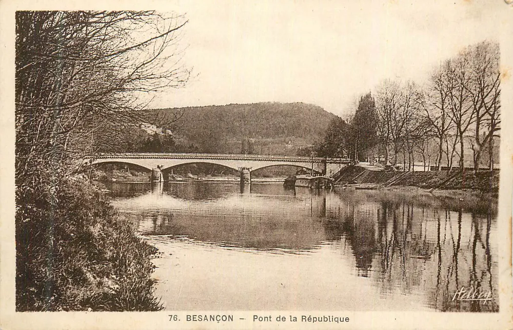 Besançon — Ponte da República — Hély - Frente