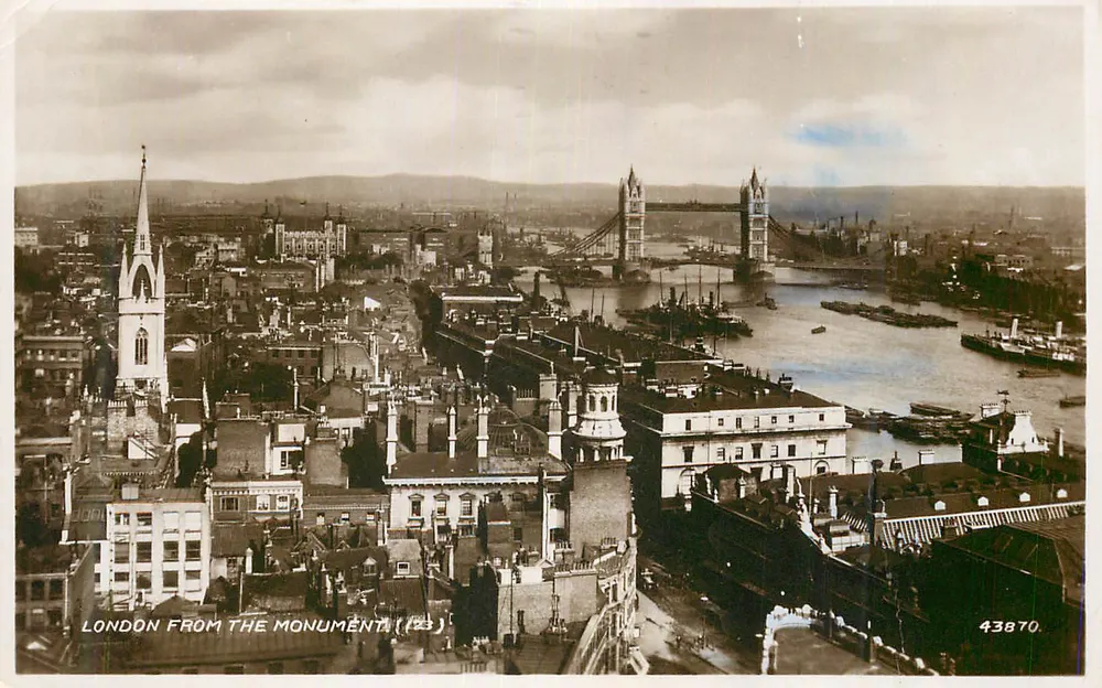 Londres vista do Monumento — vista aérea — editor não identificado, n° de série 43870 - Frente