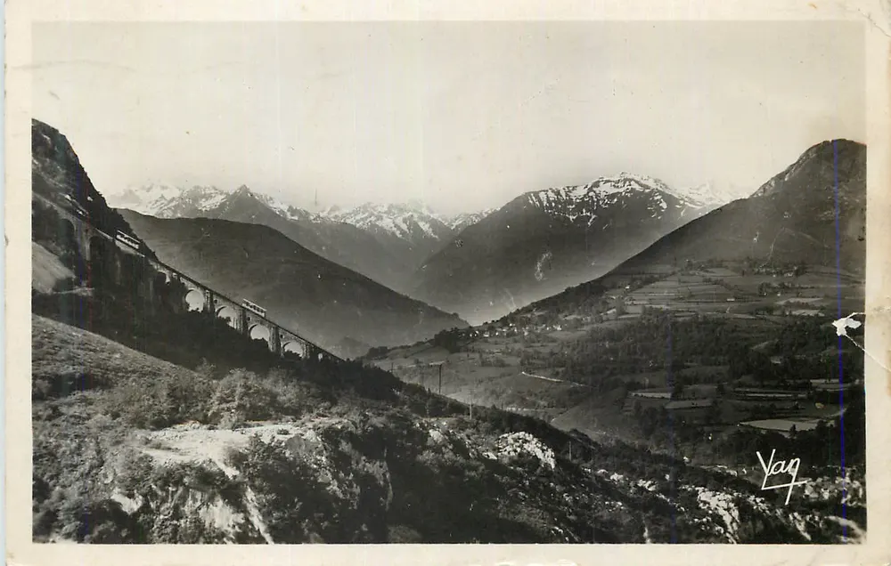 Pont ferroviaire dans les Pyrénées — vue panoramique — Yag - Recto