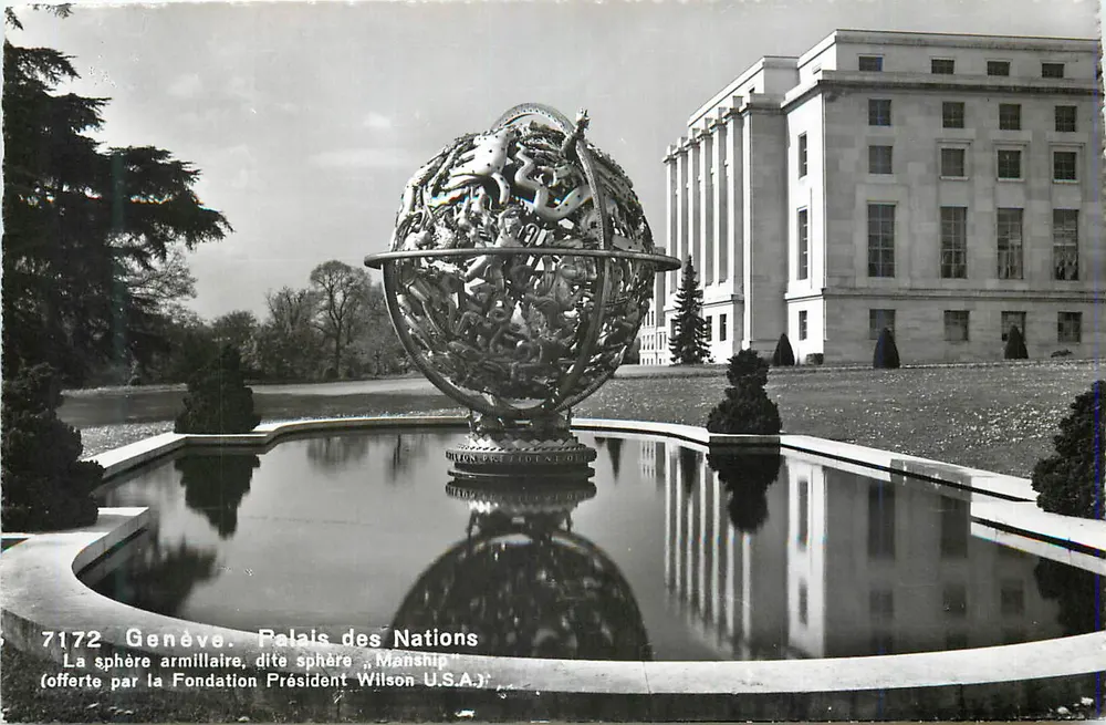 Genève. Palais des Nations — La sphère armillaire, dite sphère « Manship » — offerte par la Fondation Président Wilson U.S.A. - Recto