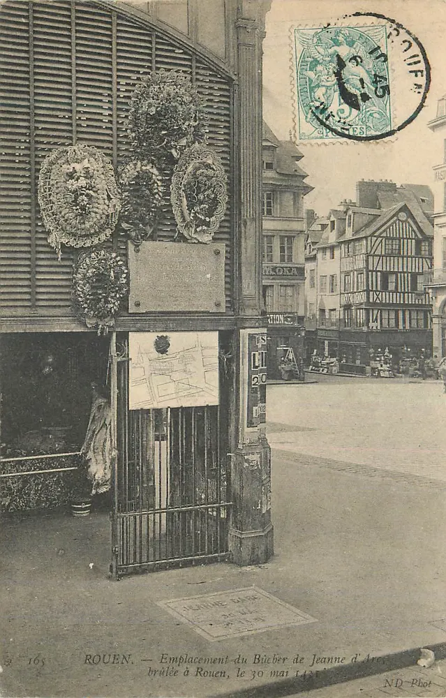 Rouen — Emplacement du bûcher de Jeanne d'Arc — brûlée à Rouen, le 30 mai 1431 - Recto
