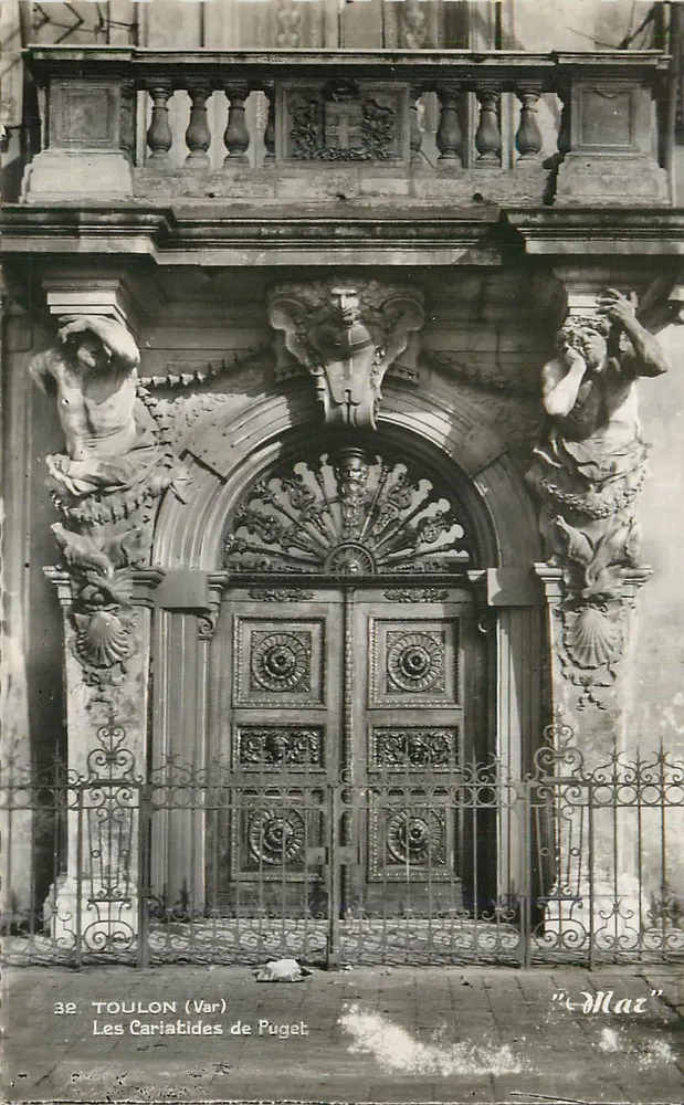 Toulon (Var) — As Cariatides de Puget — editor 'Maz', n° 32 - Frente