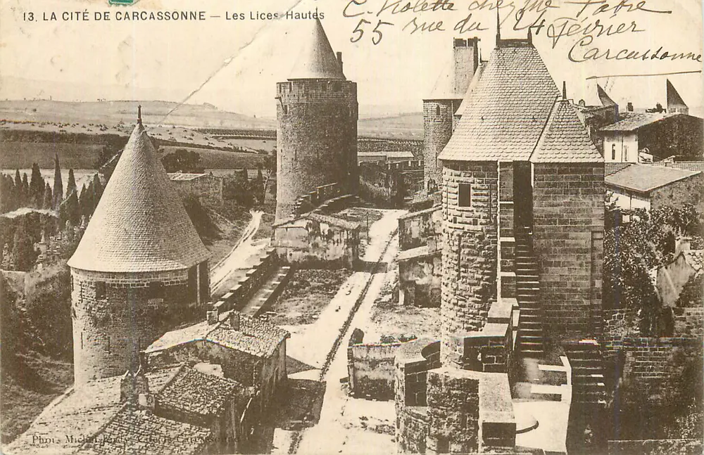 La Cité de Carcassonne — Les Lices Hautés — Photo Michel Raby, Carcassonne - Frente